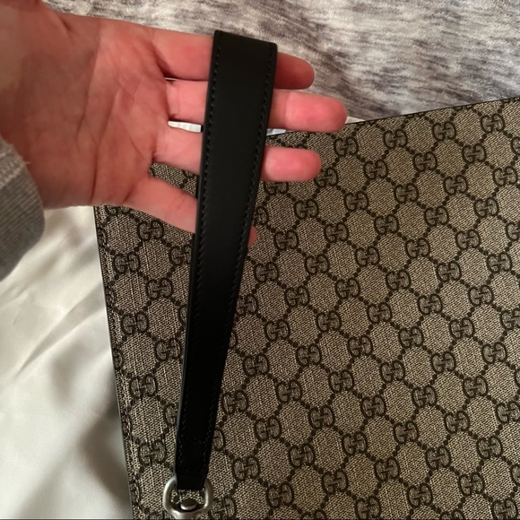 GUCCI WEB WRISTLET SUPREME CLUTCH GG MONOGRAM - Picture 7 of 9